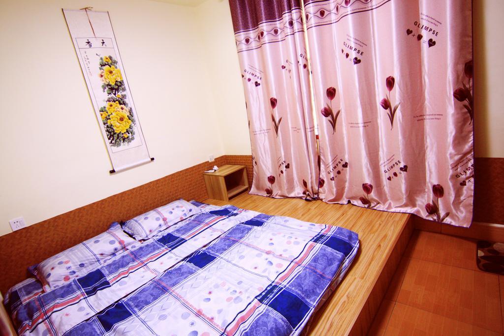 Lan Shan Chu Youth Hostel Yangshuo Rum bild