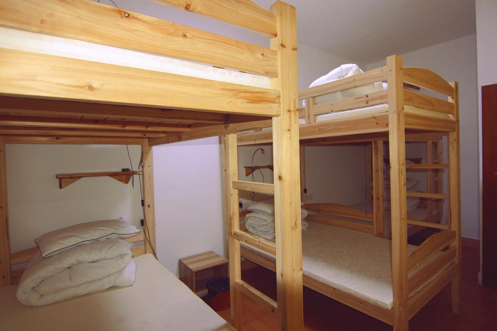 Lan Shan Chu Youth Hostel Yangshuo Rum bild